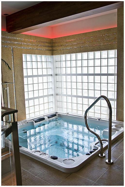 Hotel Iskierka Business & Spa Мелец Екстериор снимка